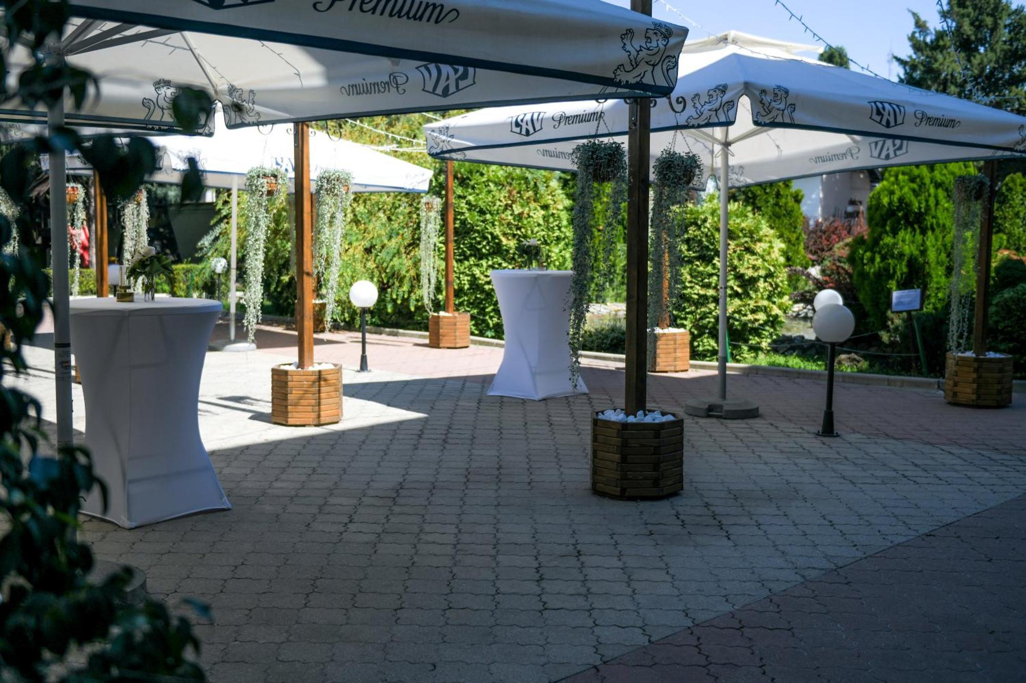 Hotel Fontana Bačka Palanka Exterior foto