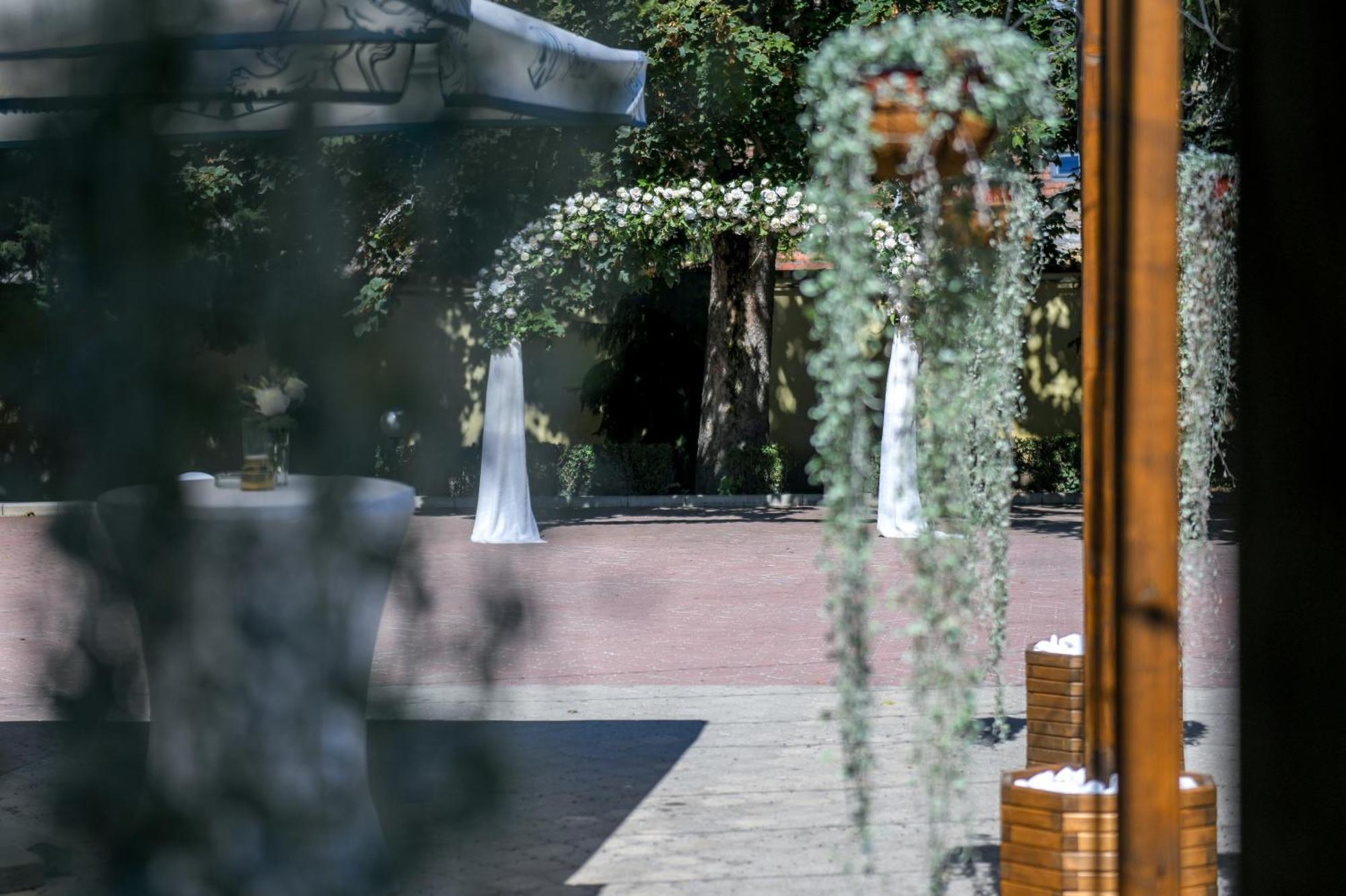 Hotel Fontana Bačka Palanka Exterior foto